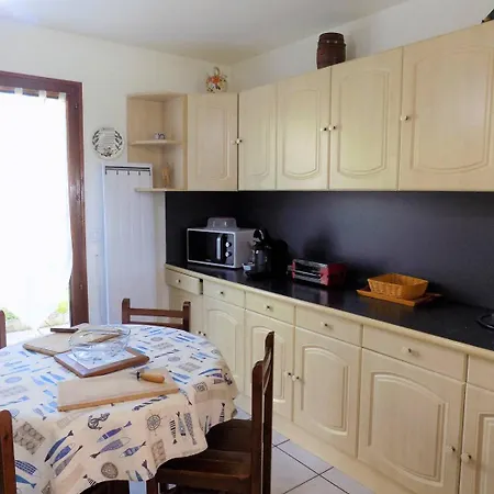 Sur Gironde - Maison Annees 70 - Centre-ville - Plage Des Nonnes Villa