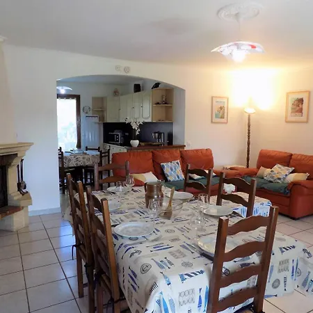 Sur Gironde - Maison Annees 70 - Centre-ville - Plage Des Nonnes * Meschers-sur-Gironde